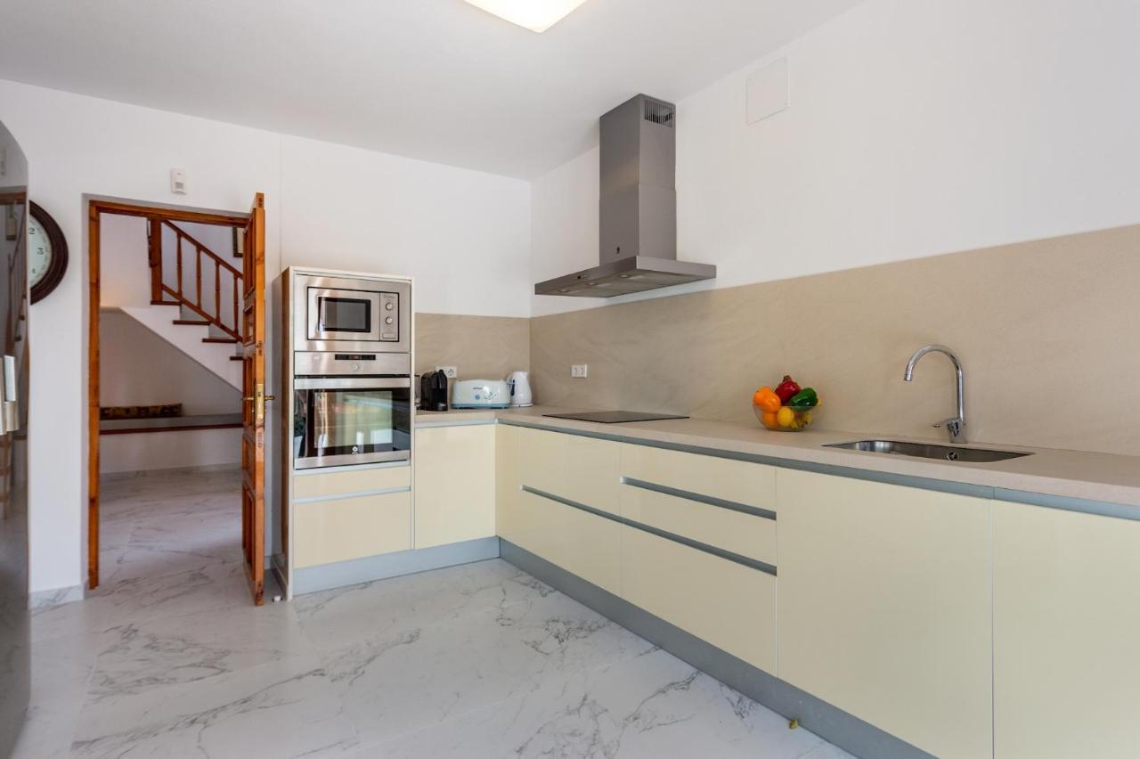 Villa Can Joan I - Fantastic Sunset Views And Family Friendly - ซานอันโตนิโอ ภายนอก รูปภาพ
